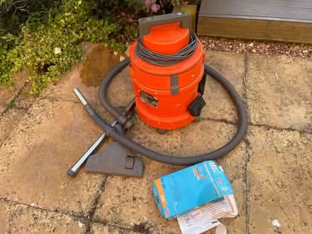 Photo of free Vax vacuum cleaner (CT10) #1