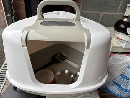 Photo of free Cat litter tray (CW10) #1