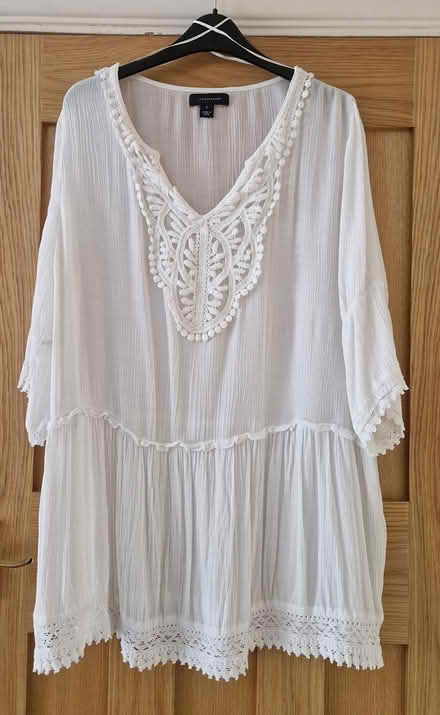 Photo of free White Summer Top (Shoeburyness (SS3)) #1
