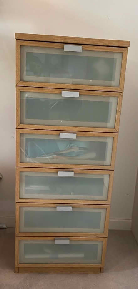 Photo of free Chest of drawers (East Croydon) #1