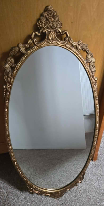 Photo of free Vintage looking mirror metal (Bowbridge GL5) #1