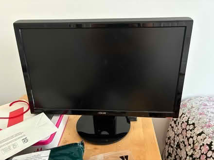 Photo of free 23 inch monitor (logan circle) #1
