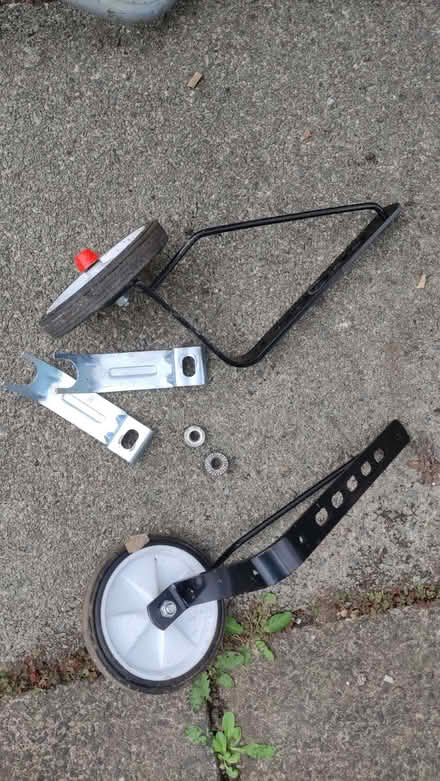 Photo of free Child bike stabilizers (Northern Moor M23) #2