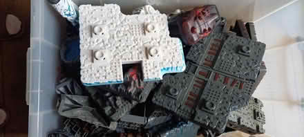 Photo of free Mega Bloks Dragons books and partial sets (Harrogate HG2) #2
