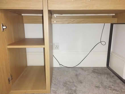Photo of free Desk (West Hampstead NW6) #3