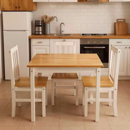 Photo of Dining table (16welhall Ml3 BG9) #1