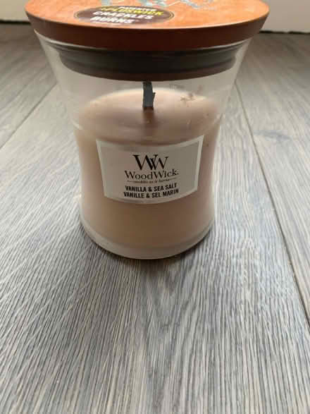 Photo of free Wood Wick Crackly Candle (W3) #4
