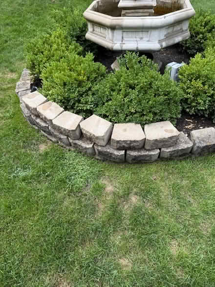 Photo of free Stone (Winnetka) #1
