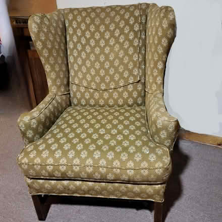Photo of free Vintage Wingback Chair (22407) #1