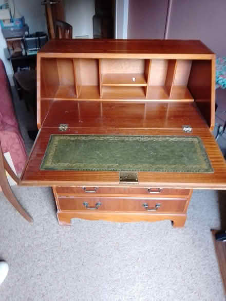 Photo of free Desk (Lansdown) #1