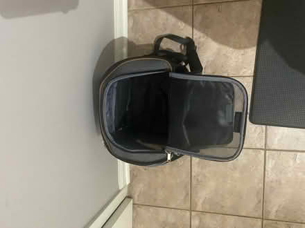 Photo of free Backpack to transport pets (Yonge and Sheppard) #3