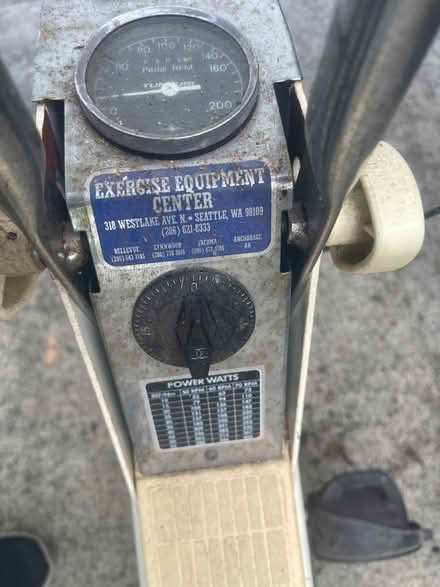 Photo of free stationary bicycle bike exercise (maple leaf lake city way) #3
