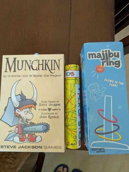 Photo of free Games - pick up sticks, munchkin (Poughquag) #1