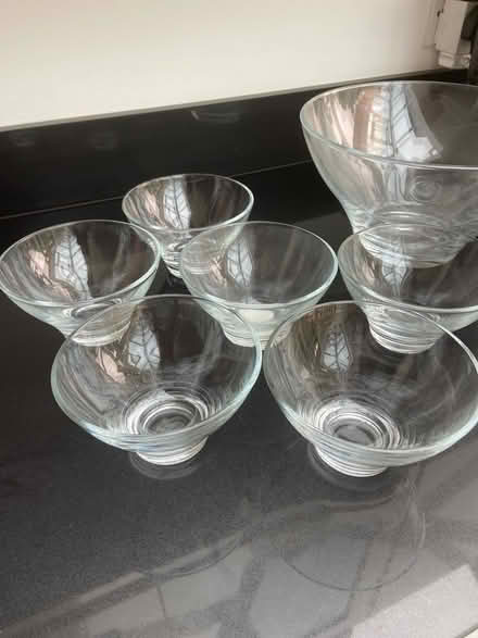 Photo of free Large glass bowland 6 small bowls (Loose, Maidstone ME15) #1