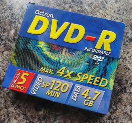Photo of free New Recordable DVDs, Box of 5 (BT10) #1