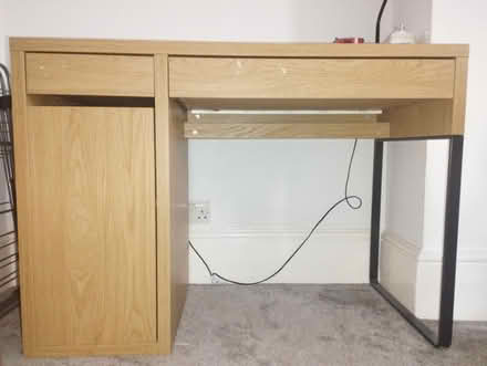 Photo of free Desk (West Hampstead NW6) #1