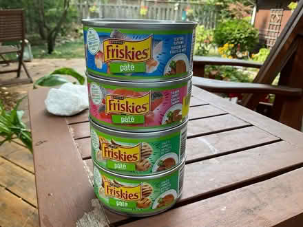 Photo of free Friskies paté (Elmvale Acres) #1