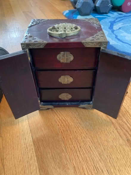 Photo of free Jewelry box (Waltham ma) #1