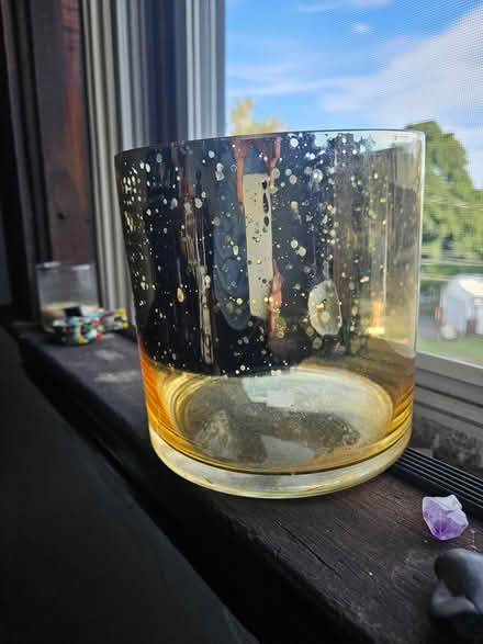 Photo of free glass vase (Roxbury) #1