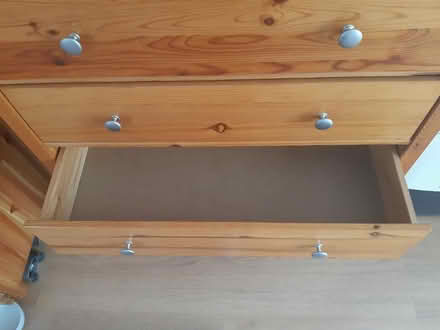 Photo of free Chest of drawers - excellent cond (Walthamstow) #2