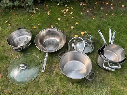 Photo of free Pans and lid assortment (Teddington TW11) #2
