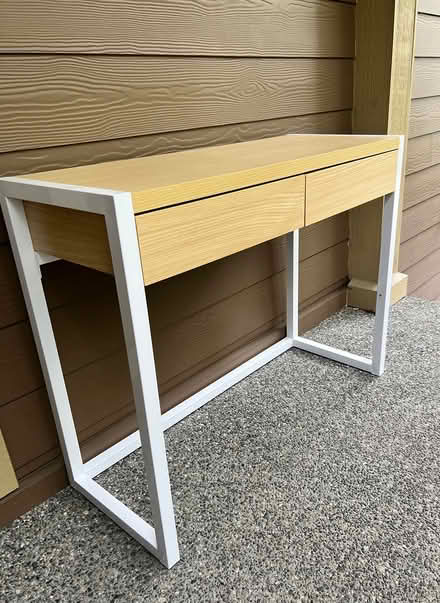 Photo of free Small Desk (Downtown Bothell) #1