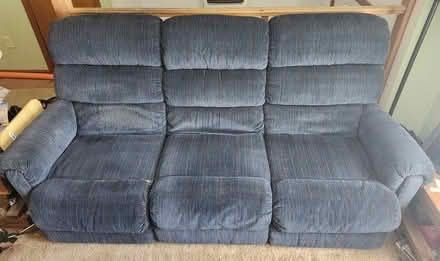 Photo of free La-Z-Boy Furniture set (Dryden) #2