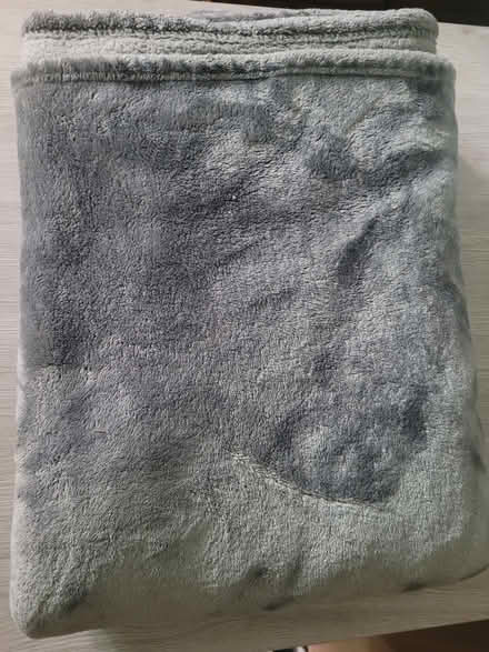 Photo of free Beautiful, Soft Blanket (Upper East Side) #1