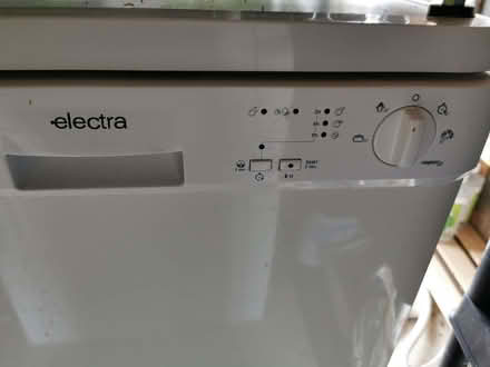 Photo of free Electra dishwasher (Leighton Buzzard LU7) #1