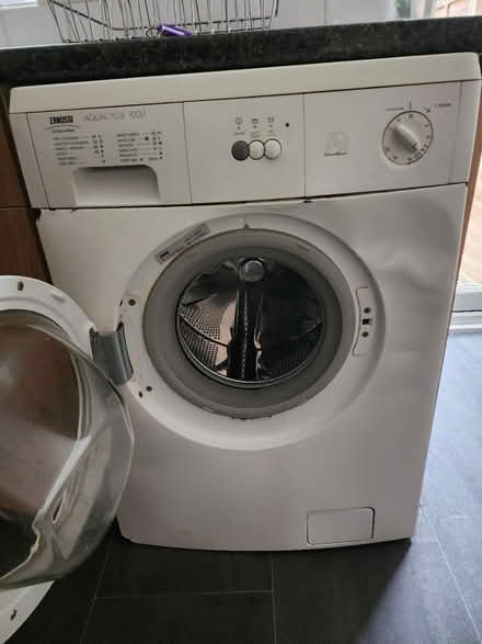 Photo of free Washing machine (EX4) #2
