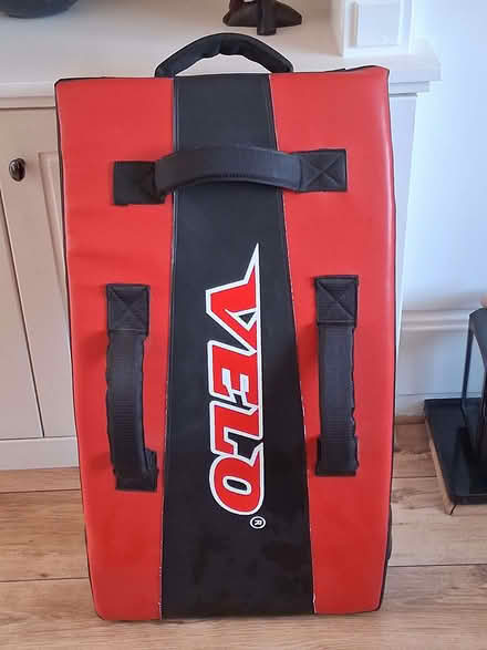 Photo of free karate/kickboxing large kick shield (Royal Leamington Spa CV32) #2