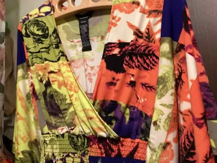 Photo of free Ladies tops sz 6, sz 8 & pants (High park & Glenlake area) #4