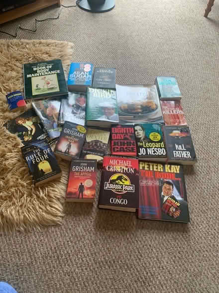 Photo of free Assortment of almost new good books (Lyme Green SK11) #2