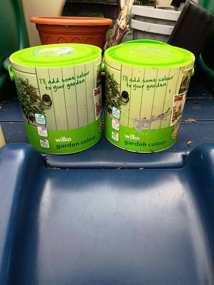 Photo of free Garden paint (Swinton (M27)) #1