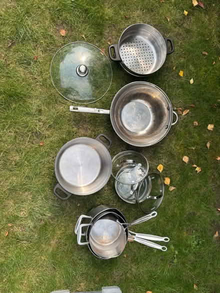 Photo of free Pans and lid assortment (Teddington TW11) #1