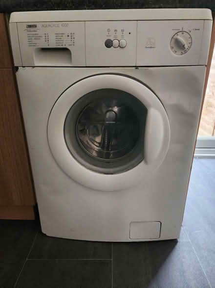 Photo of free Washing machine (EX4) #1