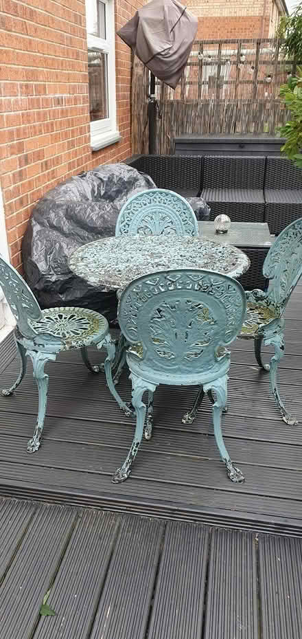Photo of free Bistro set (Ml1 3fl) #1