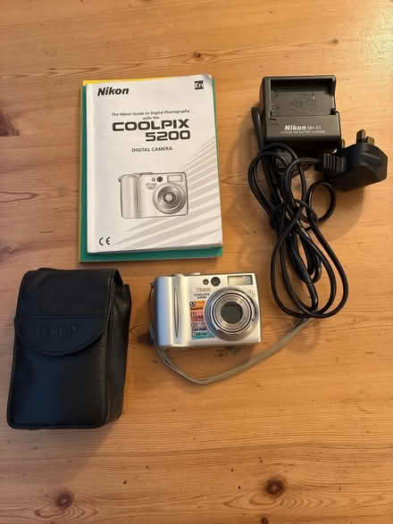 Photo of free Digital camera with charger (Woodlands TW7) #1