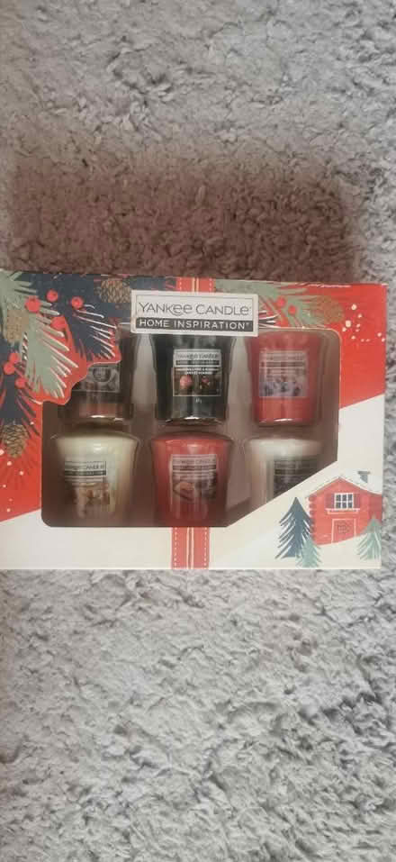 Photo of free Fastive Yankee candles (Cm26by) #1