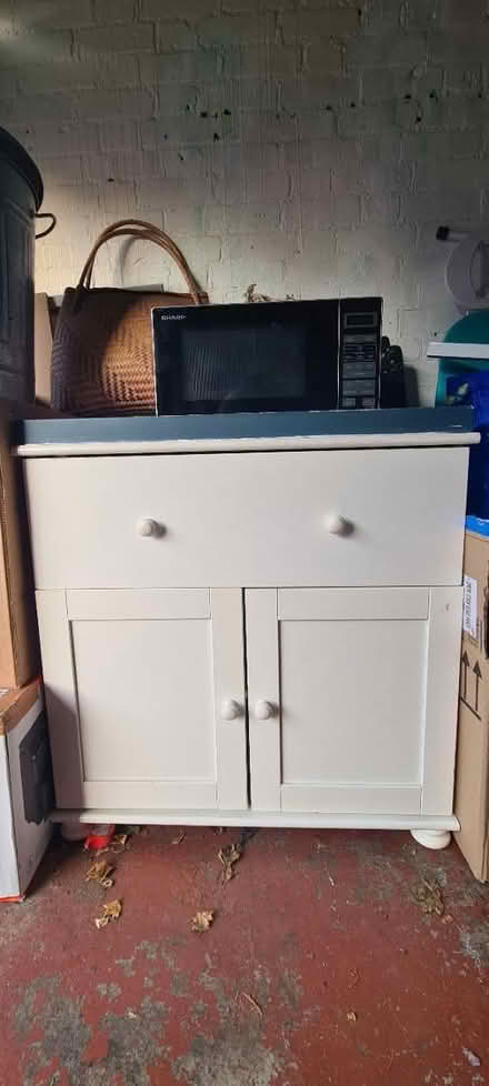 Photo of free Baby changing (N17 Tottenham Hale) #1
