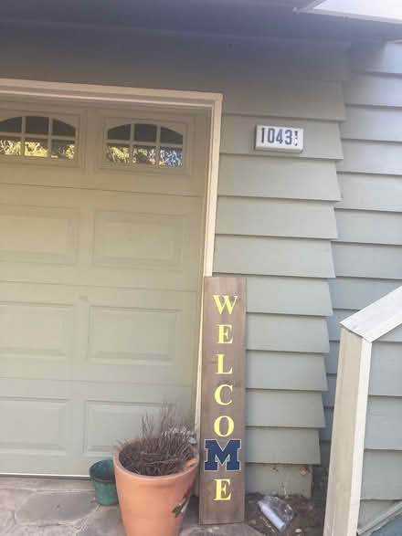 Photo of free Curb alert, bookcase and cabinet (Foothill Boulevard Cupertino) #3