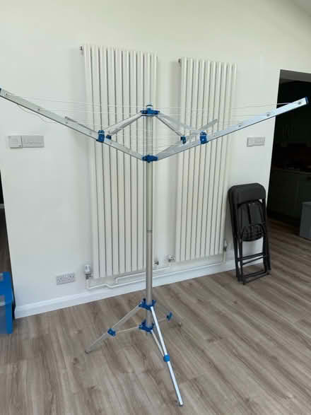 Photo of free Free standing rotary washing line (Ipswich IP4) #1