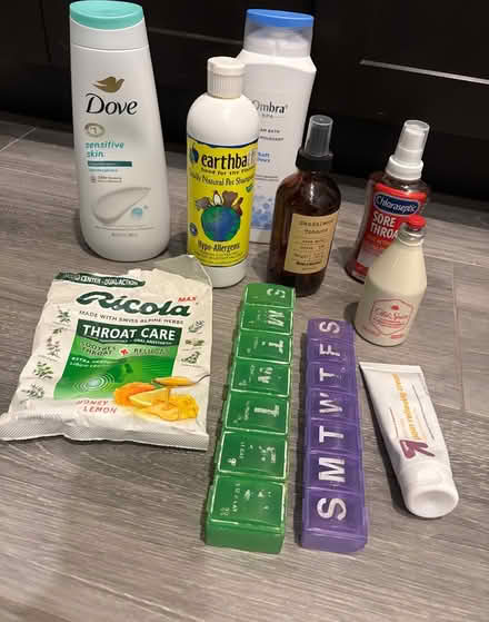 Photo of free Bathroom Clean Out (Andersonville) #3