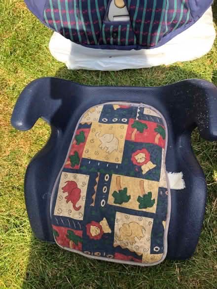 Photo of free Children car seats and boosters (SE6) #3
