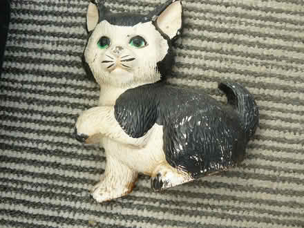 Photo of free Small metal cat shaped doorstop/ornament (Kempsey WR5) #1
