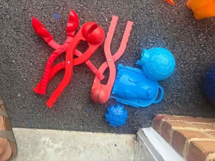 Photo of free Snow toys (Halfway- Hagerstown) #1