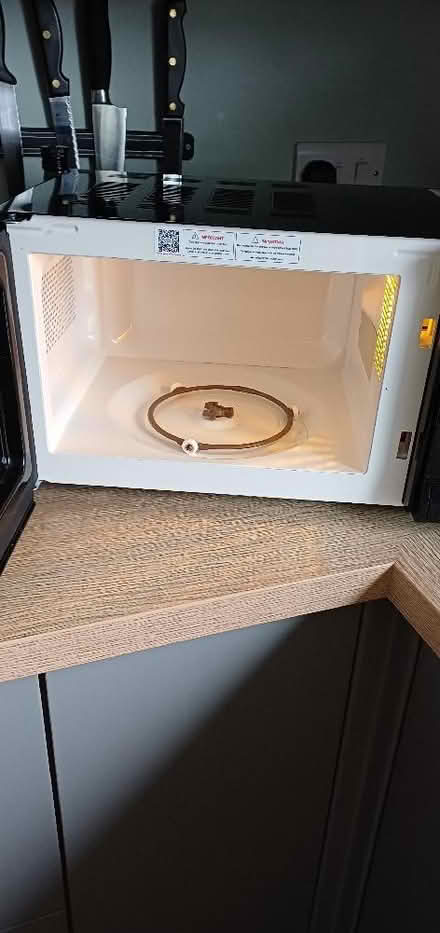 Photo of free Microwave oven 700W (Trefor LL65) #2