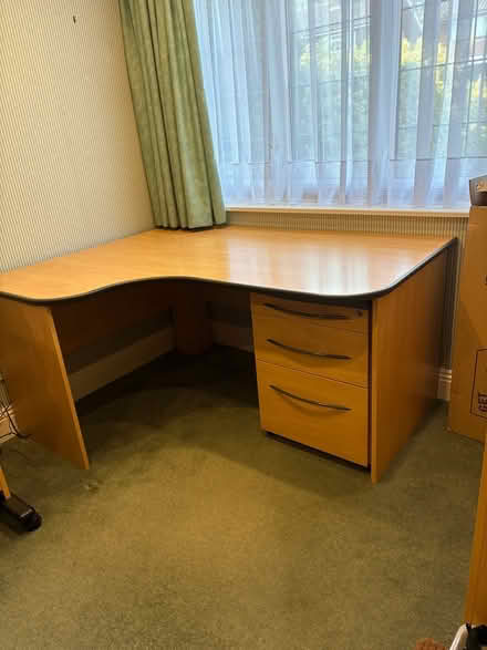 Photo of free Desk and drawers (Orpington) #1