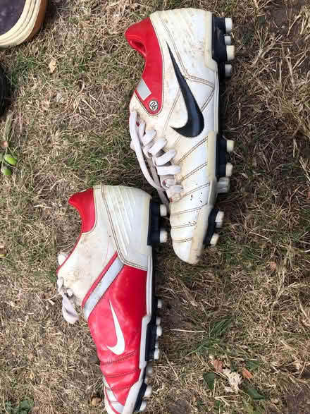 Photo of free Football boots (SE6) #2