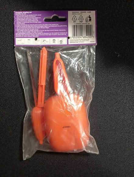 Photo of free New Halloween Pumpkin Shaping Set (Gants Hill / IG2) #2